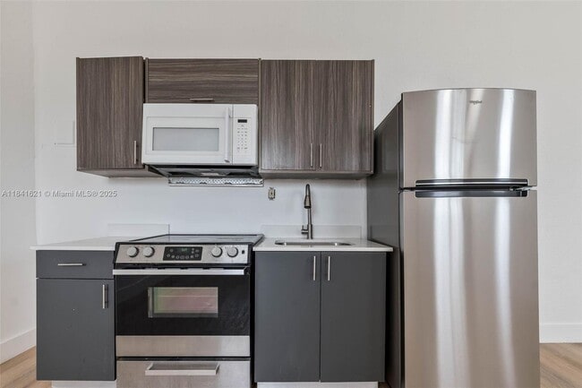 Building Photo - 50 NW 79th St Unit 5 Rental