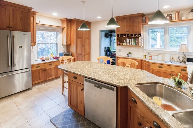 Photo - 299 Beresford Rd