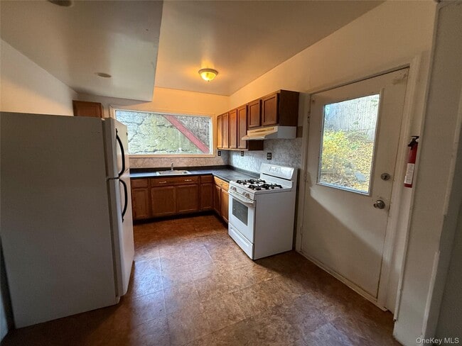 Photo - 42 Ulster Ave Unit 1