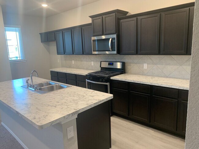 Photo - 1874 Indigo Ln