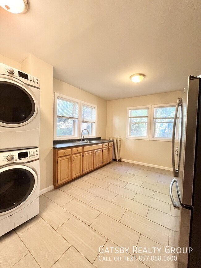 Photo - 17 Park View St Unit 1R