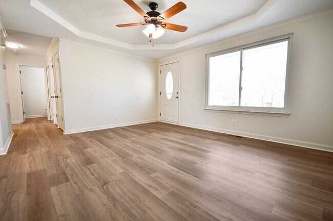 Photo - Pet Friendly Three Bedroom!