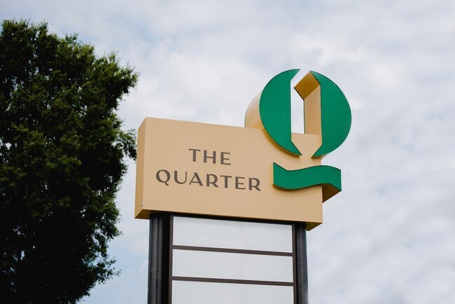 Photo - The Quarter House Apartments
