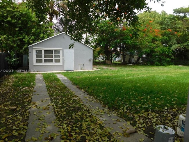Photo - 1605 NW 26th St