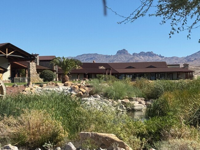 Photo - 3 BR Furnished w/Utilities-Vacation Rental...