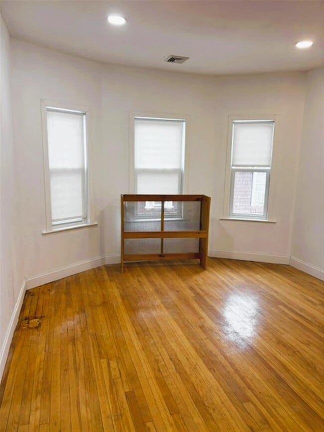 Photo - 14 Quincy St Unidad 3