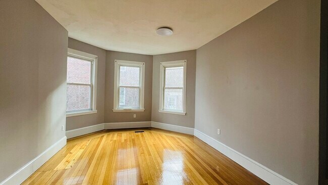 Photo - 152 Winchester St Unit 206