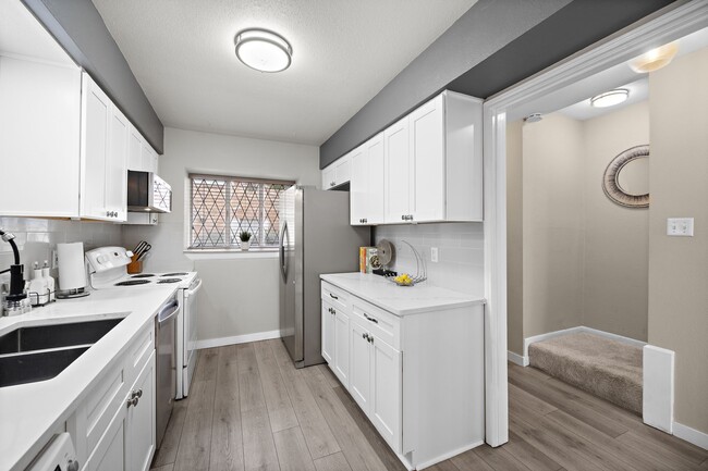 6485 Burgoyne Rd Unit 43