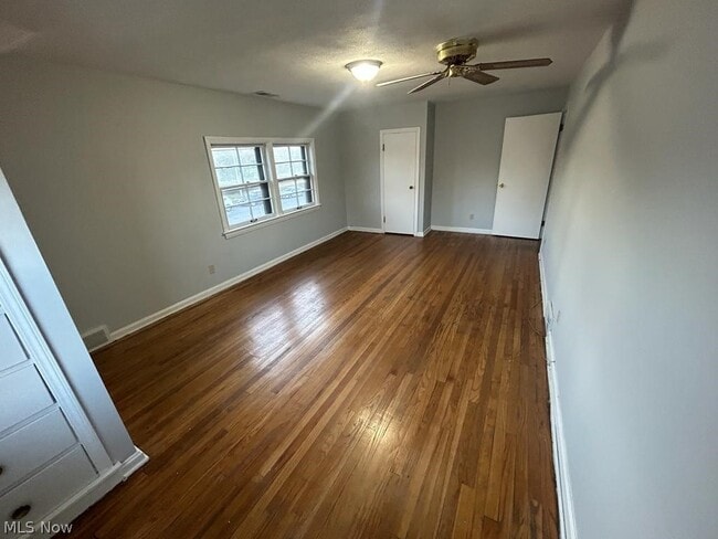 Photo - 14305 Washington Blvd