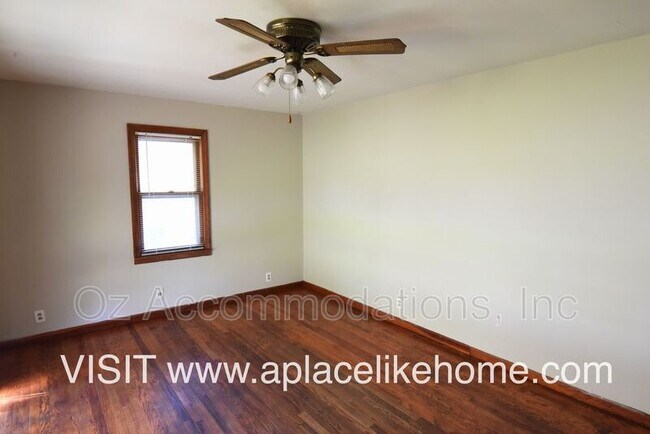 Photo - 3034 N 84th Terrace