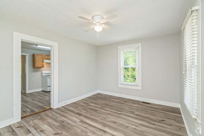 Building Photo - 4100 Garnet Dr Rental