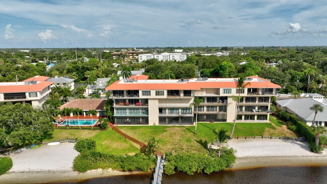Photo - 624 SW St Lucie Crescent Unit 308