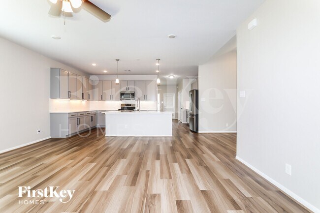 Photo - 811 Steam Rdg Ln