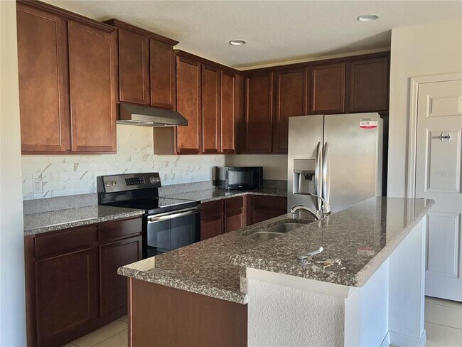 Photo - 140 Primrose Dr