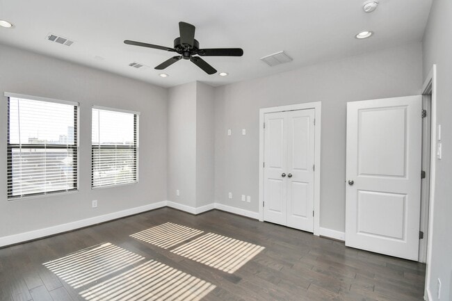 Photo - 308 Palmer St