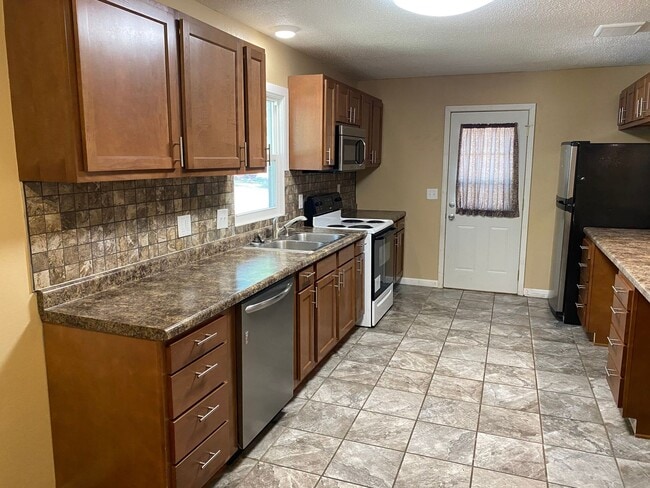 Photo - Check Out This Huge 4-Bedroom House!