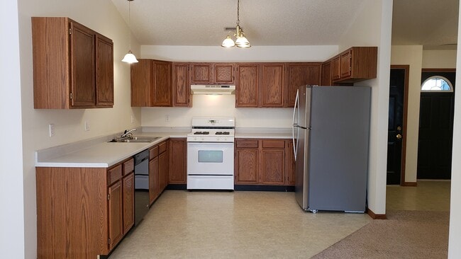 HUGE Kitchen with many cabinets and tons of counter space - 304 Cayman St