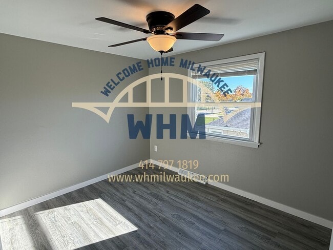 Photo - 4969 N 105th St