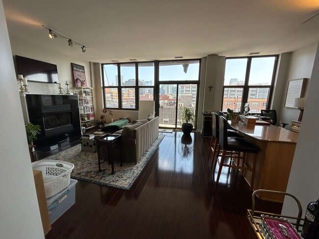 Photo - 15 S Throop St Unit 506