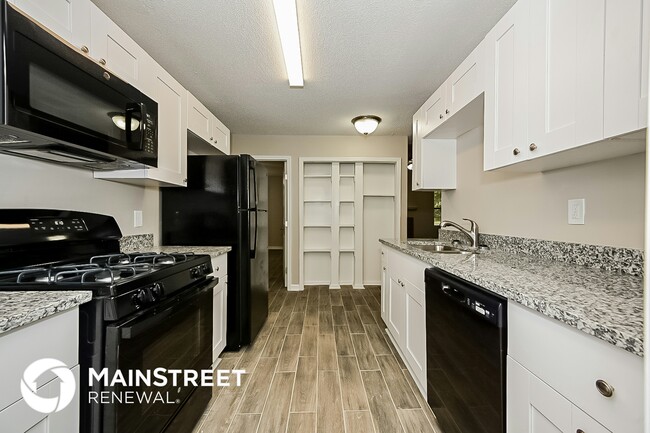 Photo - 2877 Old S Dr