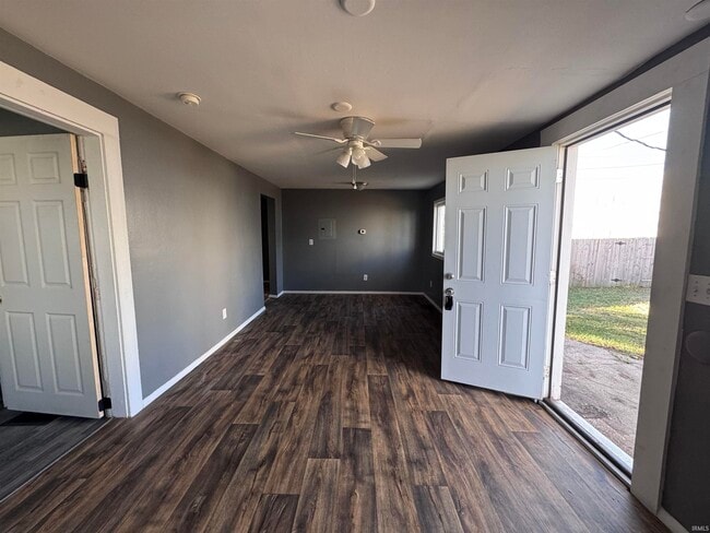 Photo - 401 N Monroe St