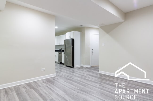 Photo - 726 W Roscoe St Unit SGDN