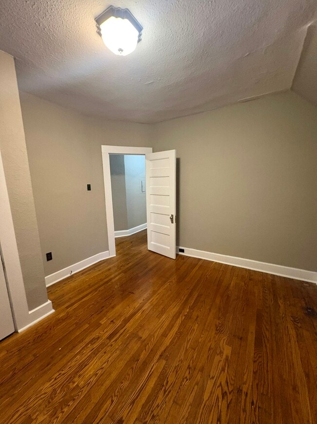 Photo - 509 Monroe Ave Unit 5 RR