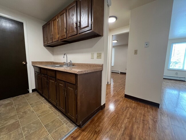 Photo - Mathews634 (KC-DT) Unit A3