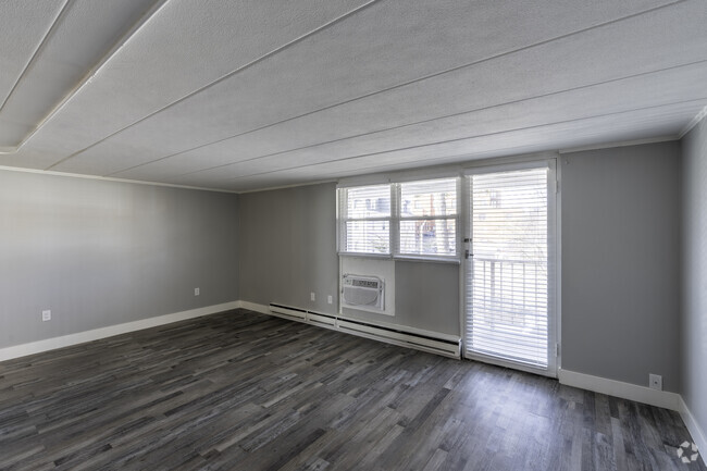 Photo - 100 Park Place Apartments