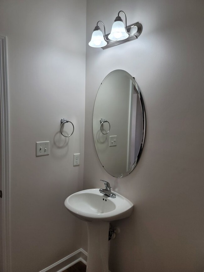 Photo - Immaculate 4 Bedroom, 3.5 Bath Home Locate...