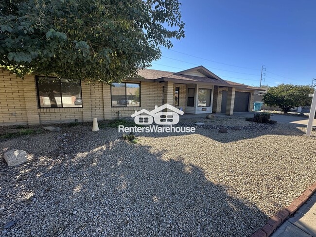 Photo - 1011 E Renee Dr