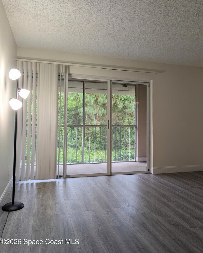 Photo - 1680 Sunny Brook Ln Unit J210