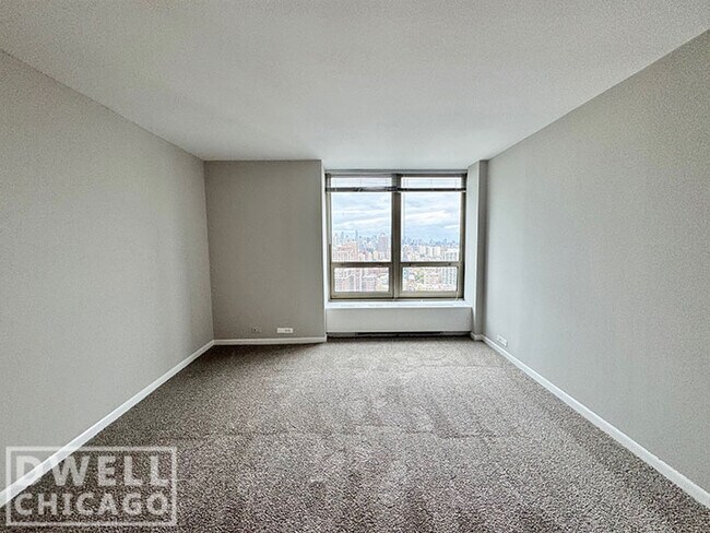 Photo - 3440 N Lake Shore Dr Unidad 2