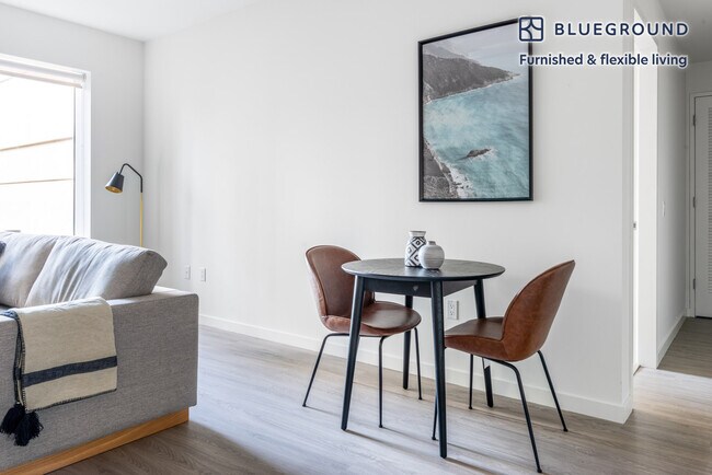 Photo - 8 10th St Unidad SI FL6-ID405