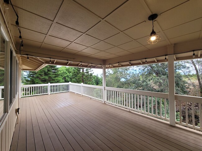 Building Photo - Spacious 3 bedroom 2 bath home in Kula-Available now!
