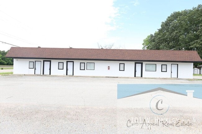 Building Photo - 101 W Hinkley Ave Unit 4