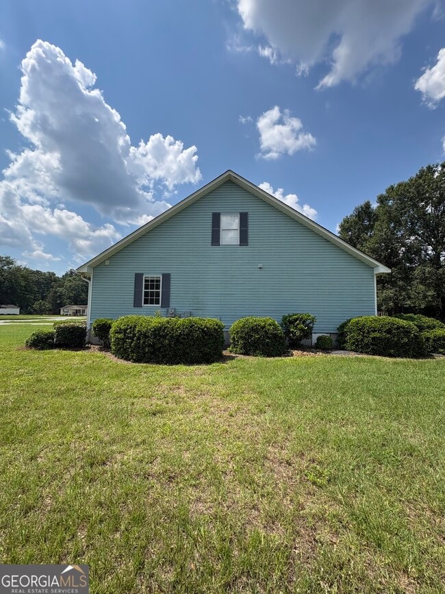 Photo - 609 Windcrest Dr