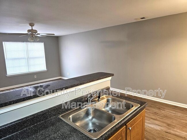 Photo - 1855 Carrington Dr