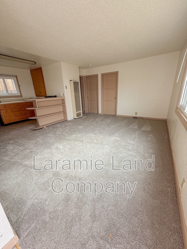 Photo - 863 N 4th St