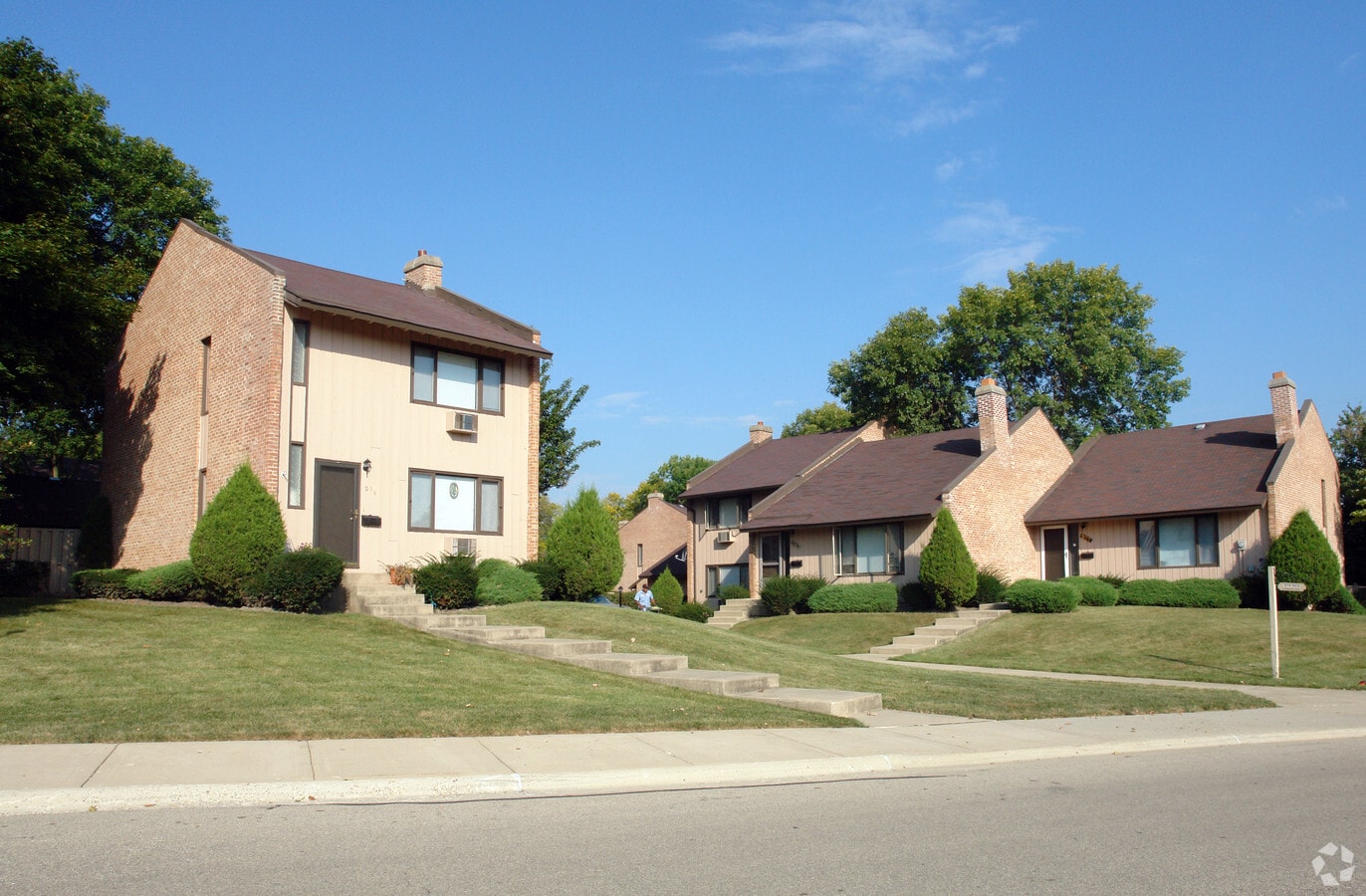 Photo - Pickwick Place