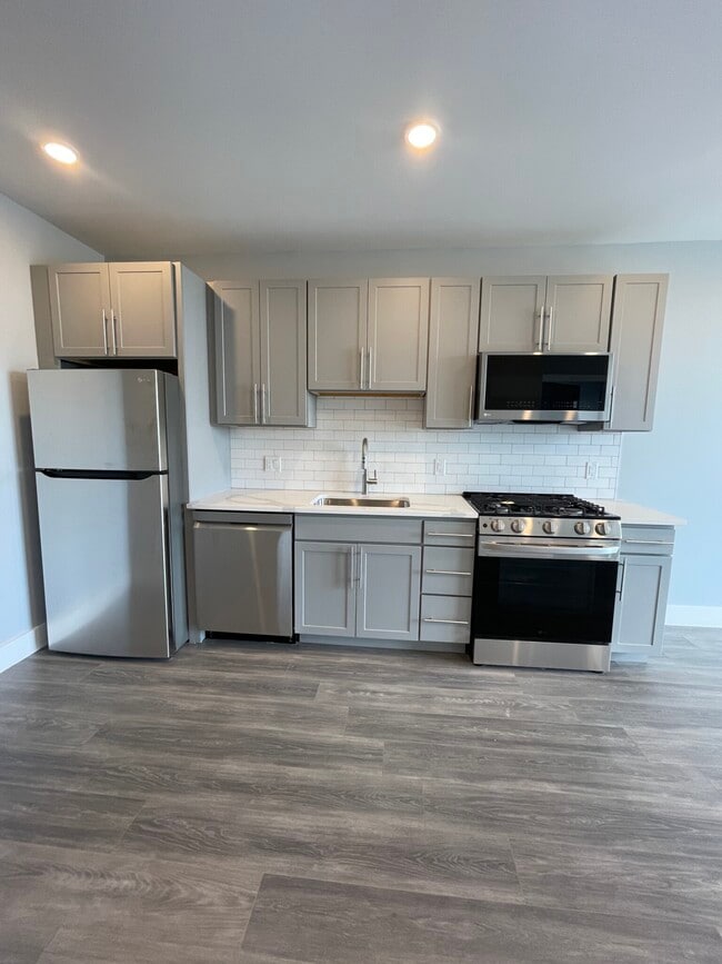 Building Photo - 365 Western Ave Unit 507 Rental