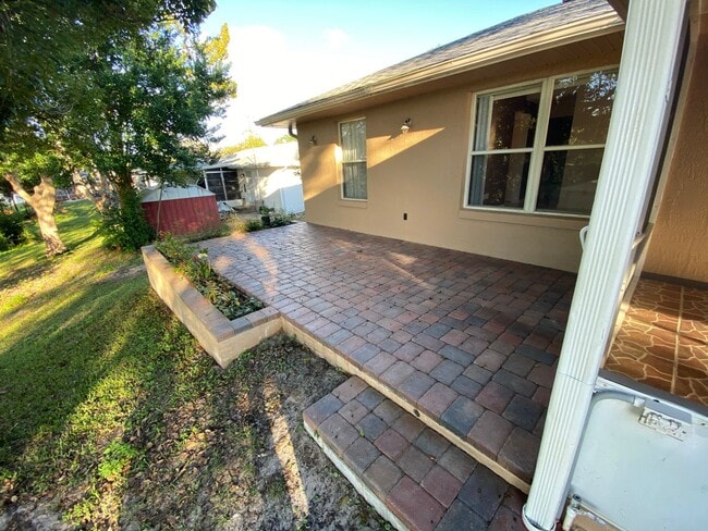 Photo - 3/2/2 great location