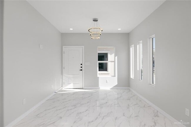 1007 N Woodson Ave Unit 4