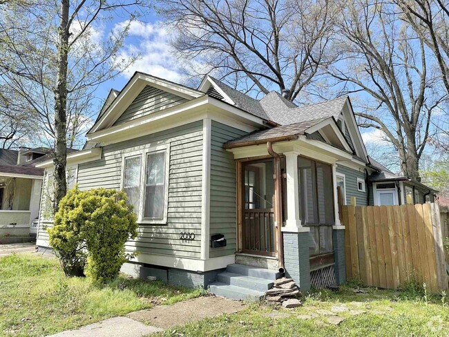 Building Photo - 2030 Young Ave Rental