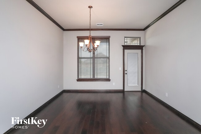 Photo - 2012 Wheatfield Ave