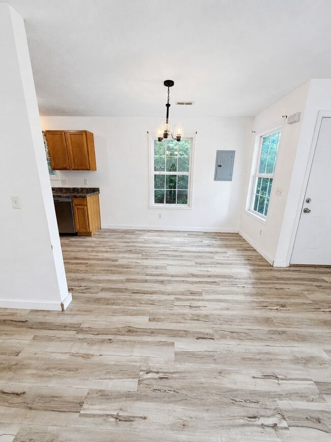 Photo - 4031 White Oak Rd
