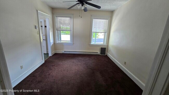 Photo - 281 E Main St