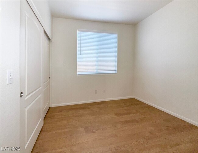 Photo - 10789 Muscari Way