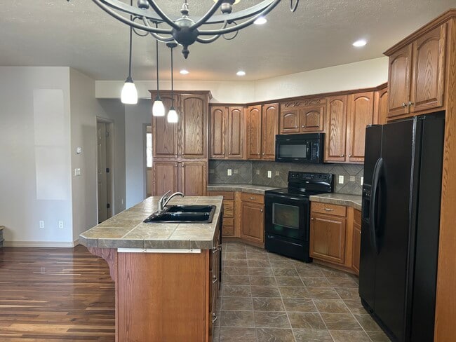 Photo - 1648 Treehaven Ct