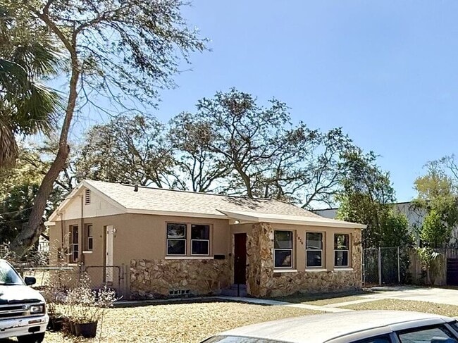 Photo - 1828 20th Ave S